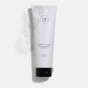 DR. BRANDT SKINCARE
Dr. B. Lab Oil-to-Foam Cleanser